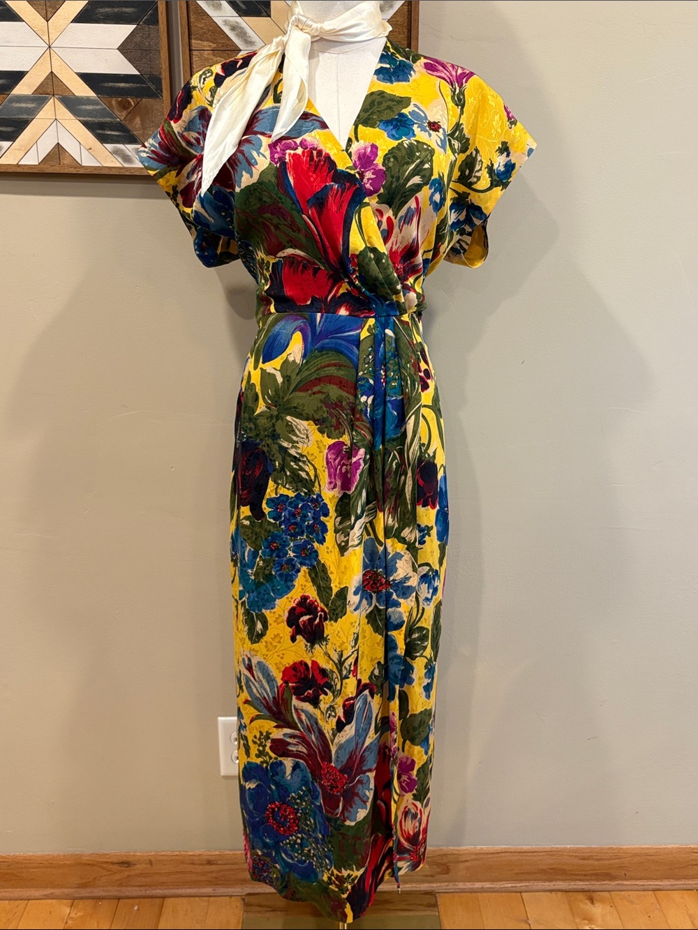 Vintage Ralph Lauren Blue Label 80s Silk Floral V-Neck Wrap Dress Resort Wear 6